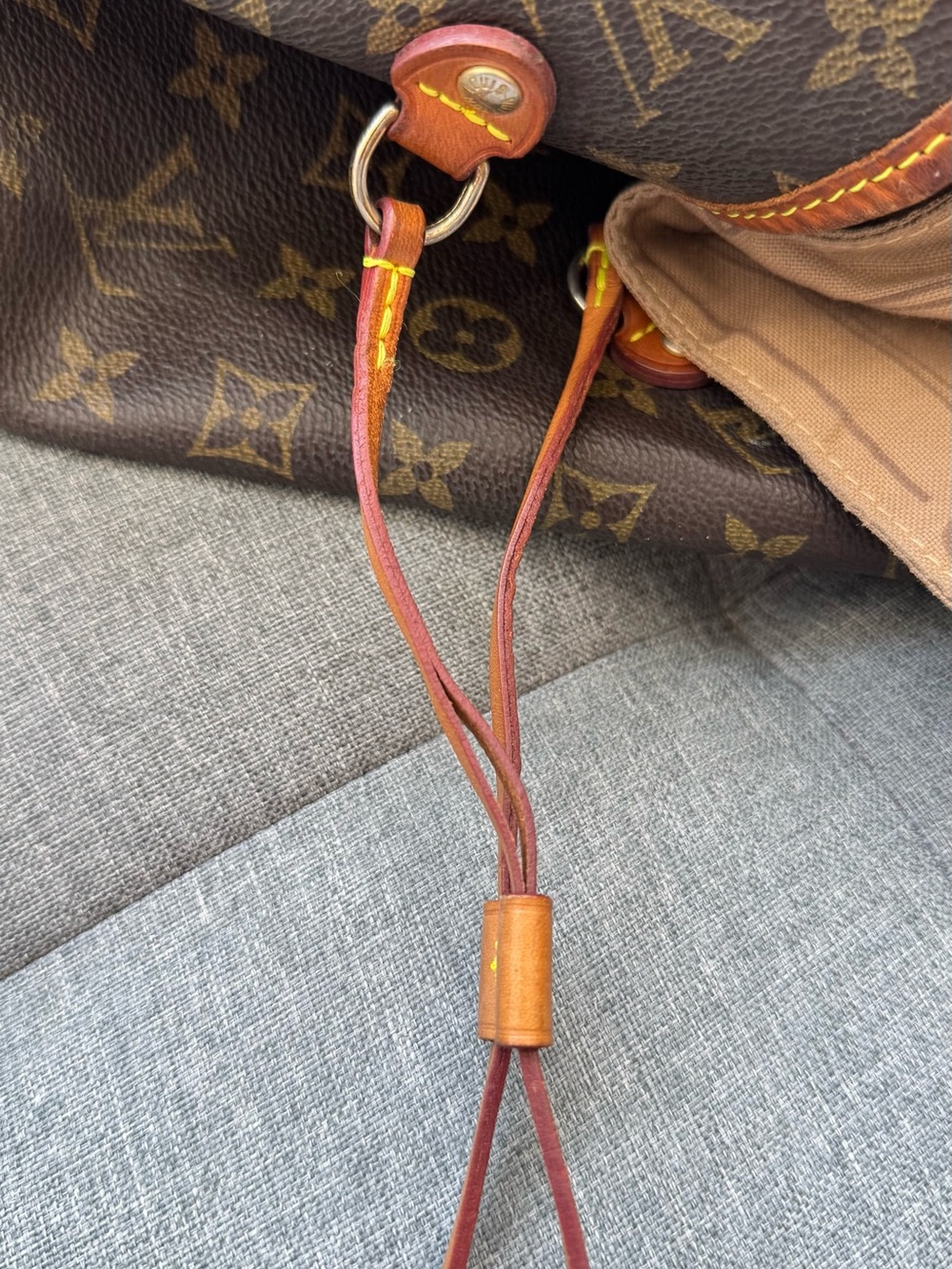 Louis Vuitton Neverfull GM - Picture 4 of 11